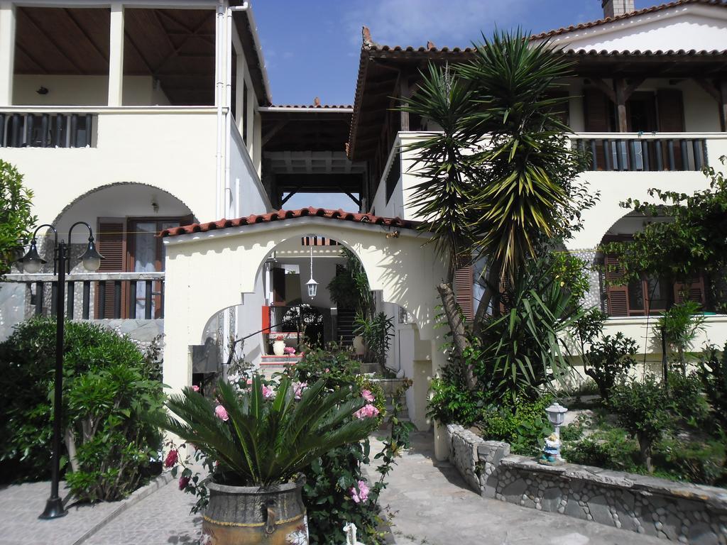 Villa Maria Chrani Exterior foto