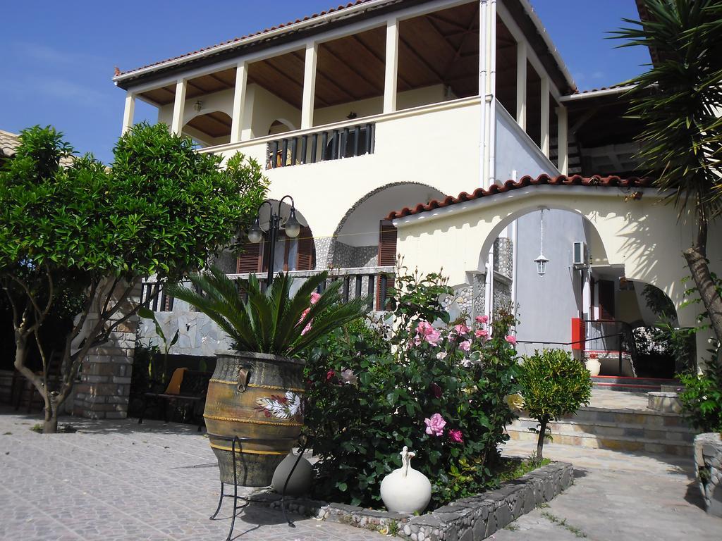 Villa Maria Chrani Exterior foto